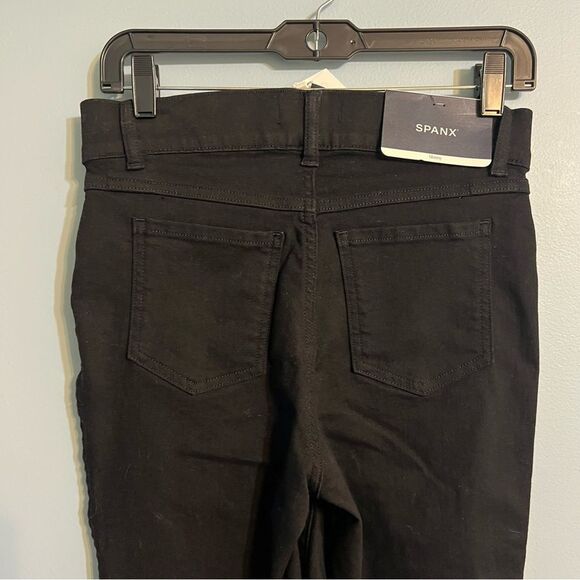 SPANX Black Denim Ankle Skinny Jeans in Clean Black Sz Small NWT 🏷️ - Picture 10 of 14